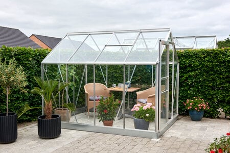 Green House - Halls