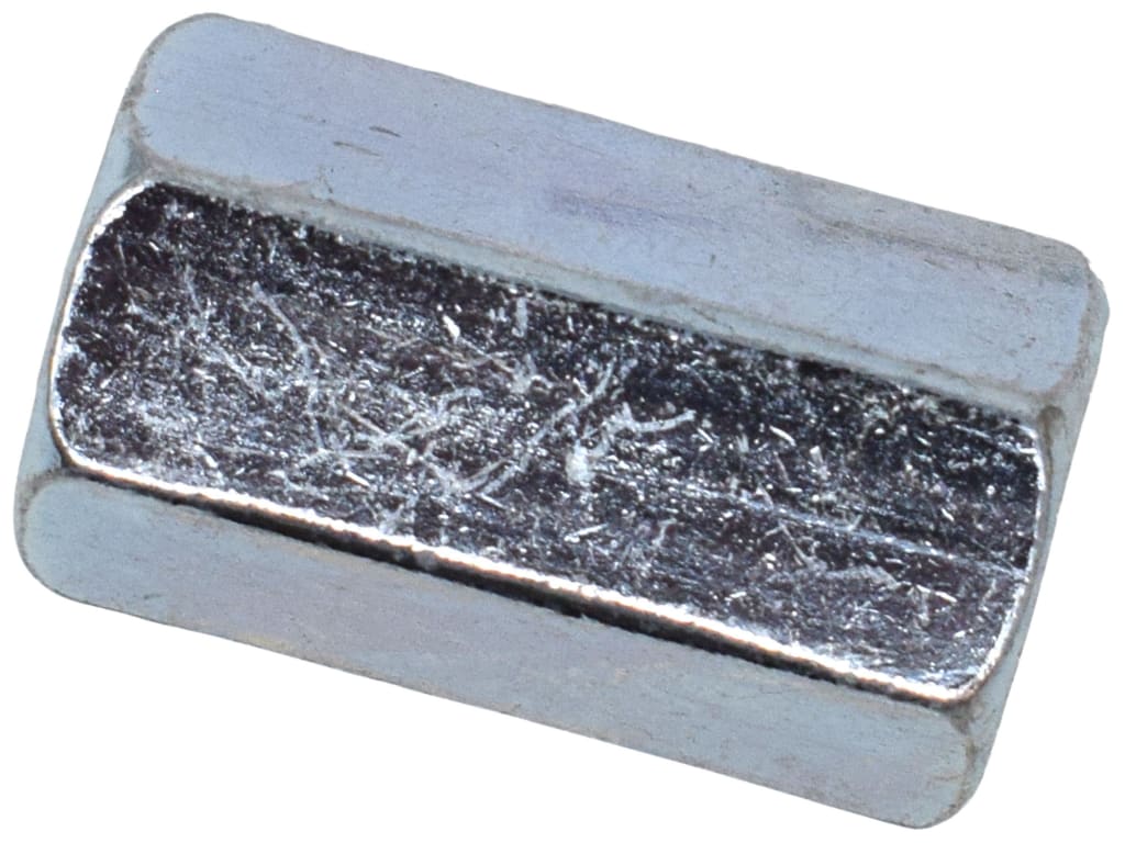 Connecting Nut ZP M6 x 18mm Box 25