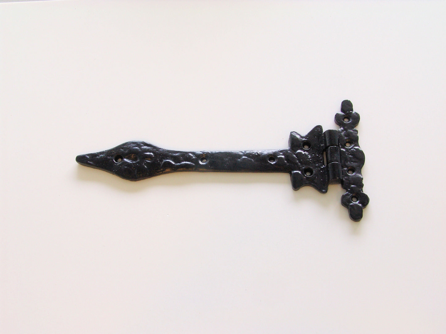 Pairs Black Antique Spear Hinges 229mm., Morgans OJ