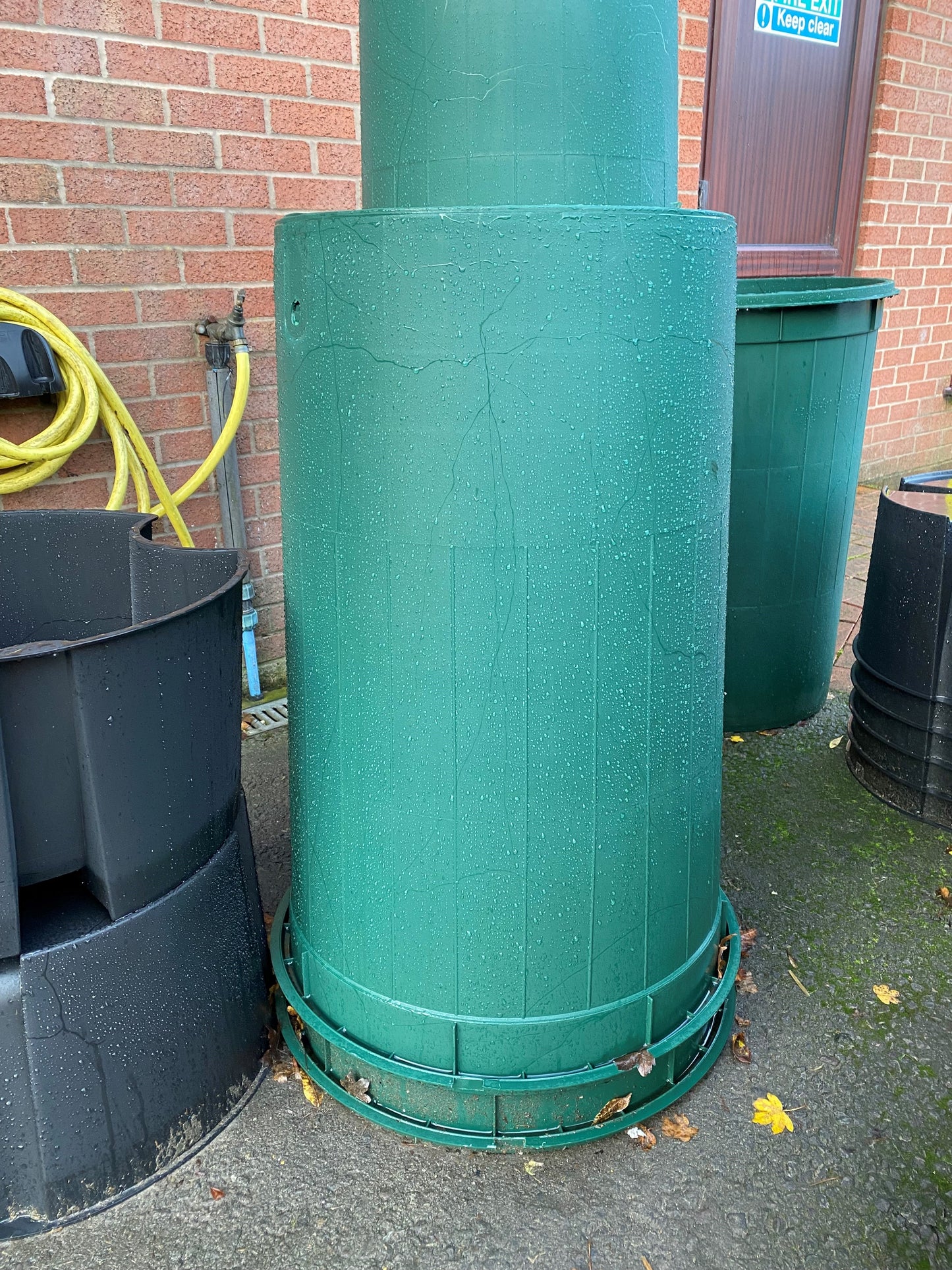 Waterbutt 200ltr without stand, green/black, MorgansOsw