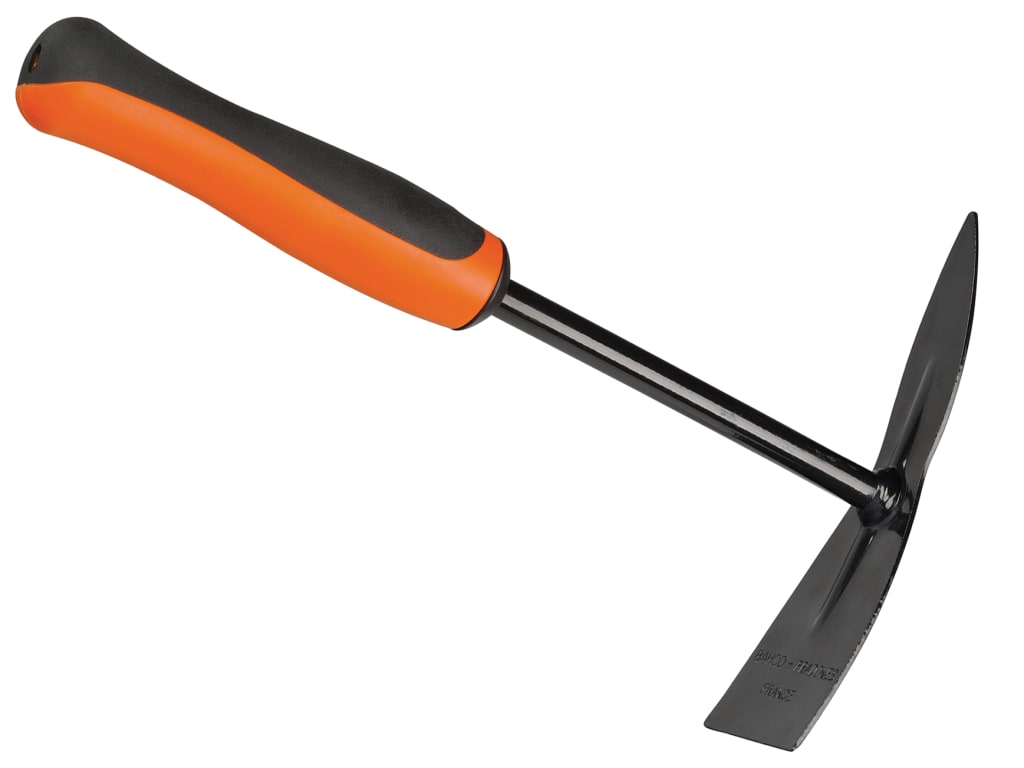 P268 Small Hand Garden 1 Point Hoe                                              