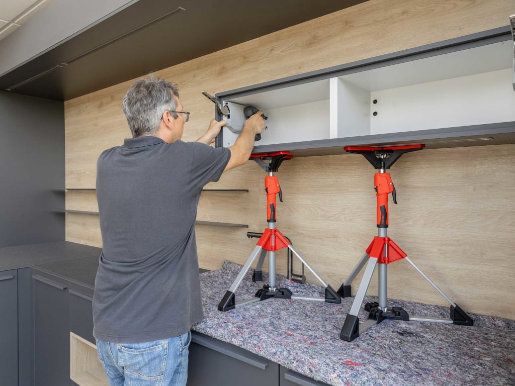 Telescopic Drywall Support 575-910mm