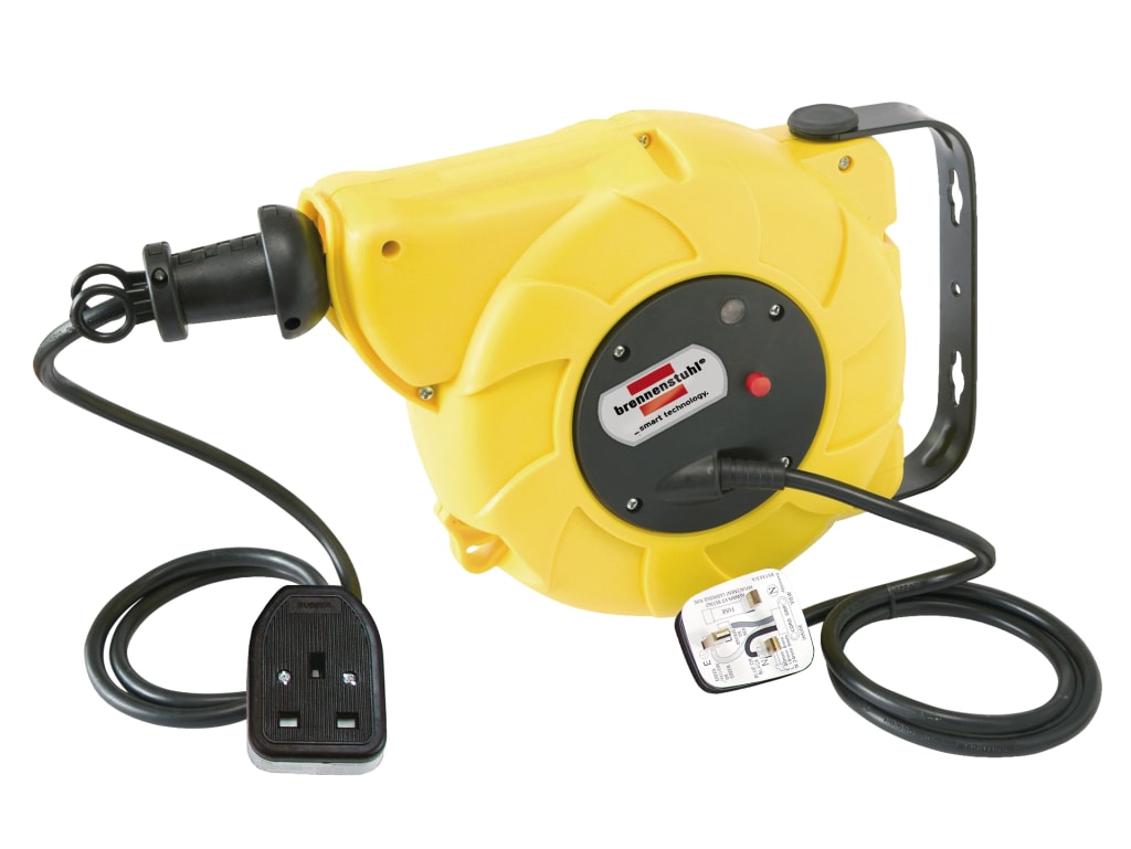 Auto Cable Reel 240V 13A 1-Socket 9+2m PVC Cable                                