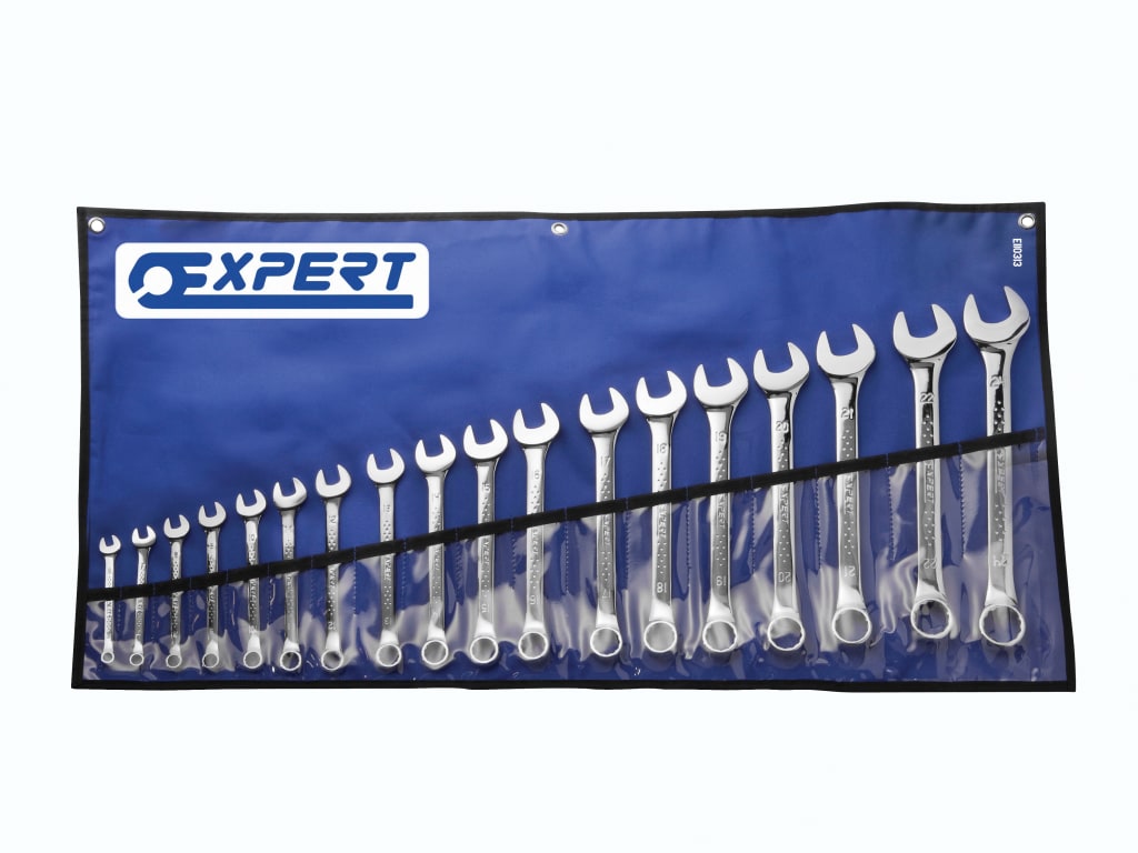 Combination Spanner Set with Tool Roll, 18 Piece                                