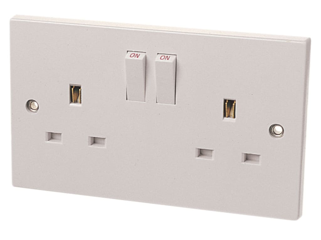 Switched Socket 2-Gang 13A                                                      