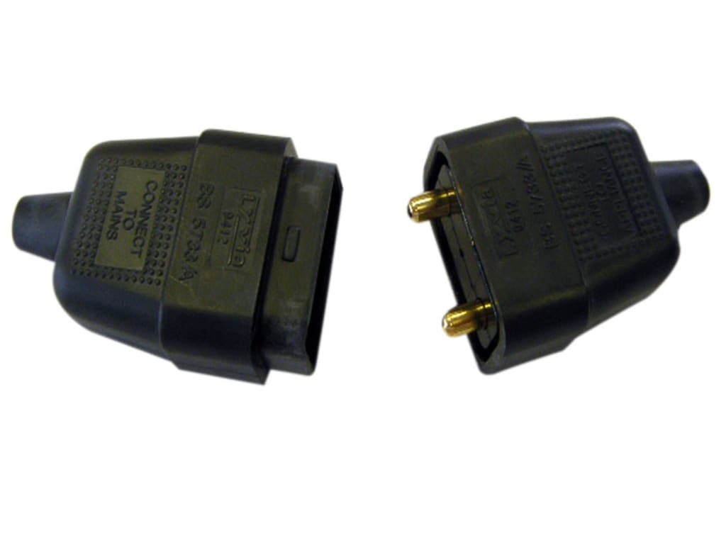 2 Pin Rubber Connector Plug 10A Black                                           