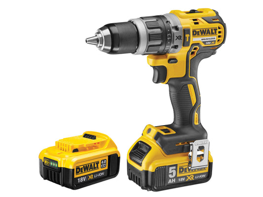 DCD796P2 XR Brushless Combi Drill 18V 2 x 5.0Ah Li-ion                          