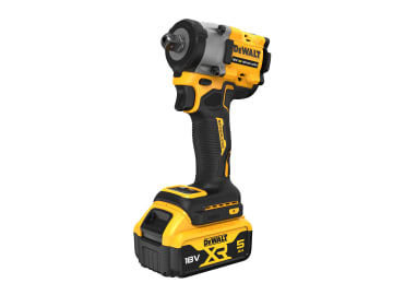 DCF922P2T XR BL 1/2in Impact Wrench 18V 2 x 5.0Ah Li-ion                        