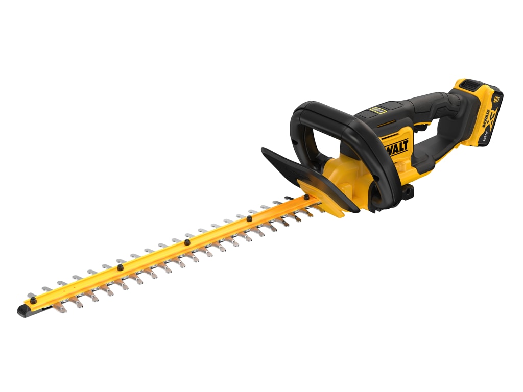 DCMHT562P1 XR Hedge Trimmer 18V 1 x 5.0Ah Li-ion                                