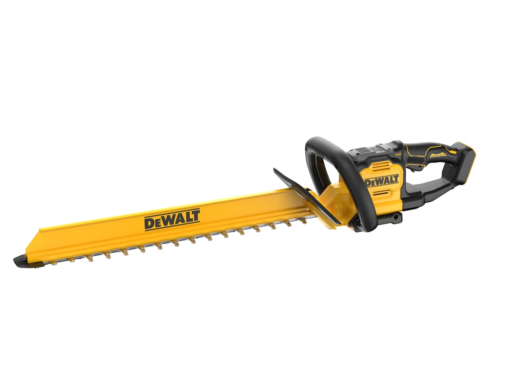 DCMHT567P1 XR Hedge Trimmer 18V 1 x 5.0Ah Li-ion                                