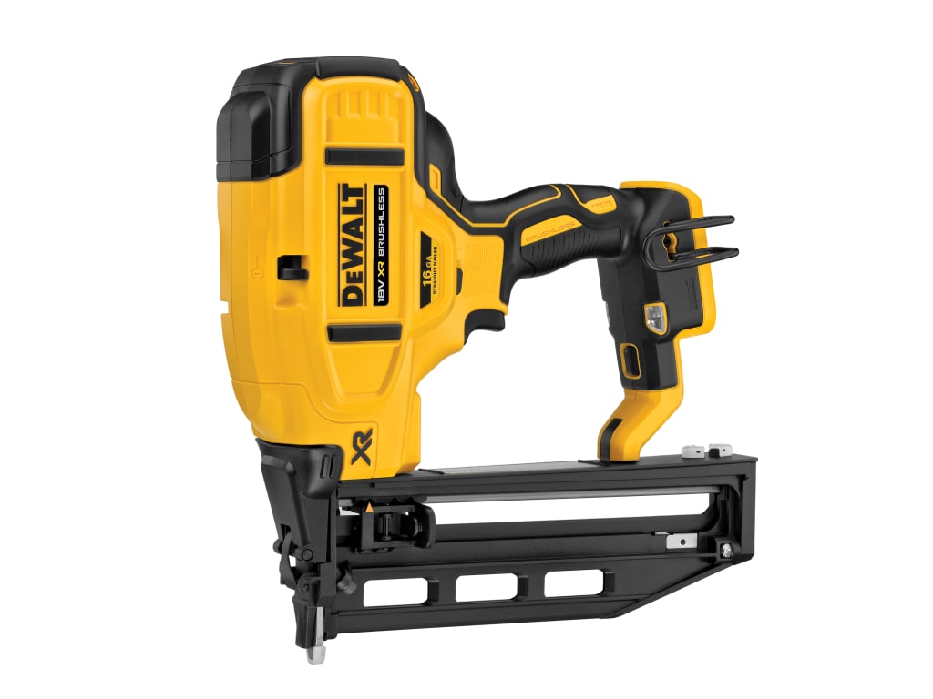 DCN662N XR Brushless 16Ga Second Fix Straight Nailer 18V Bare Unit              