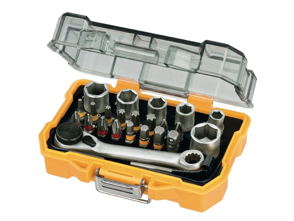 DT71516 Socket & Screwdriving Set, 24 Piece                                     