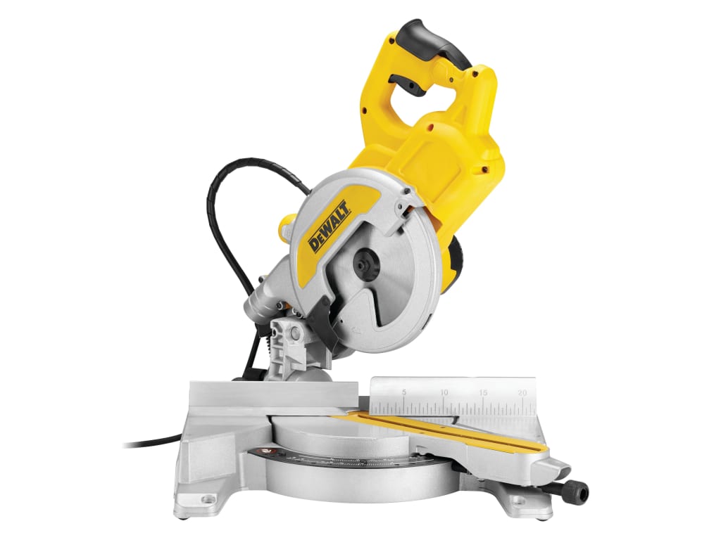 DWS777 XPS Crosscut Mitre Saw 216mm 1800W 110V                                  