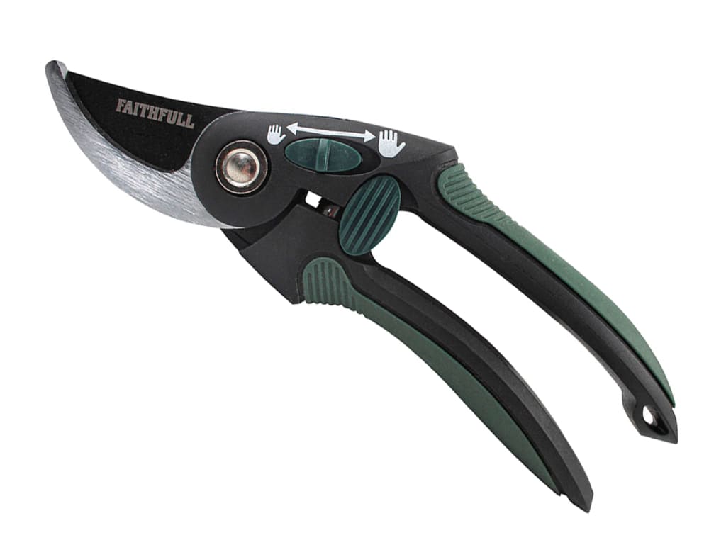 Countryman Bypass Secateurs 215mm                                               