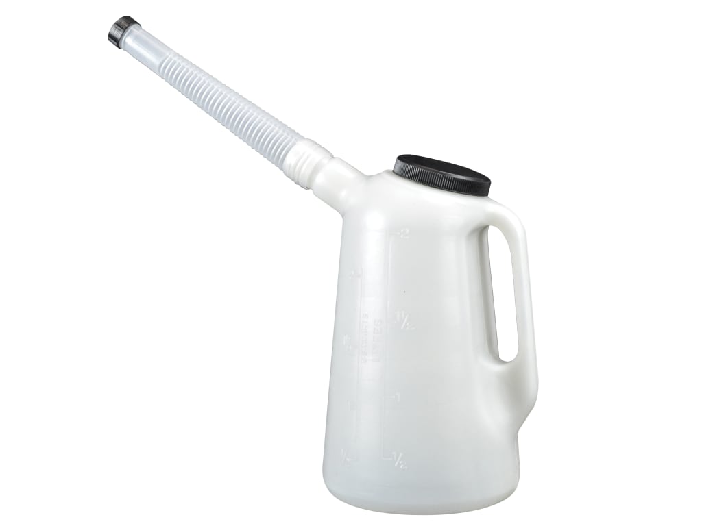 Plastic Oil Pourer 2 litre                                                      