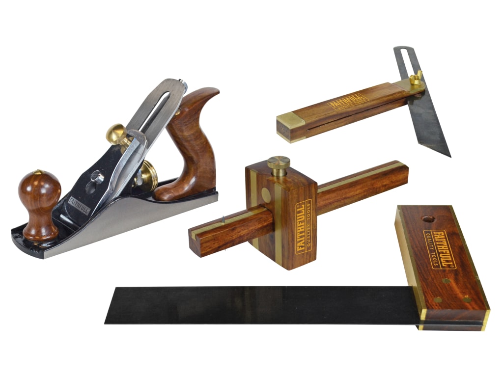 Plane & Woodworking Set of 4 in Wooden Box                                      