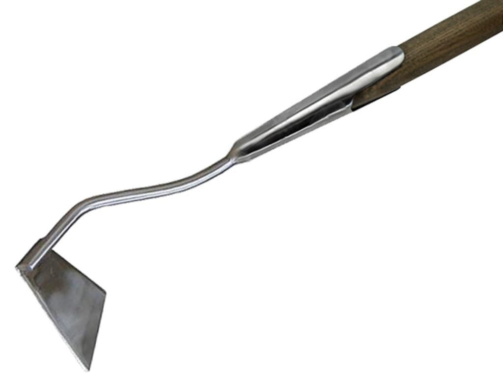 Prestige Stainless Steel Swoe Ash Handle                                        