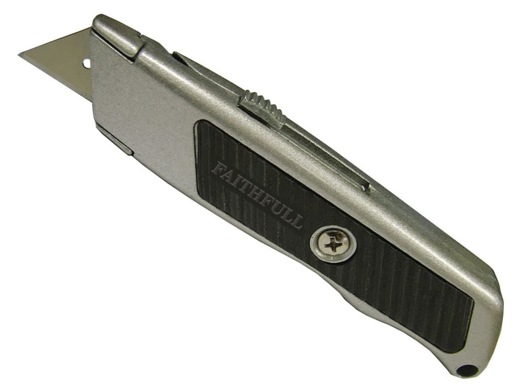 Trimming Knife - Retractable Blade                                              