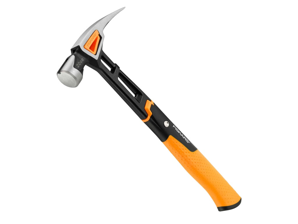 IsoCore General Use Hammer 570g (20oz)                                          