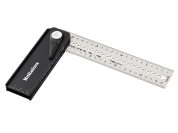 Quattro Bevel Square                                                            