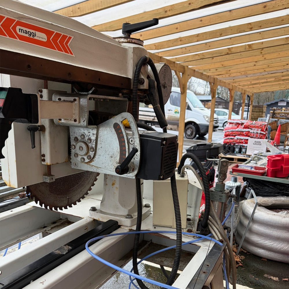Maggi Best 1250 Radial Arm Saw - Used