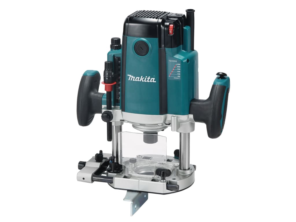 RP2303FCJ 1/2in Plunge Router 2,100W 240V                                       