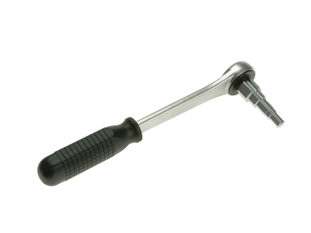 2048E Radiator Stepped Wrench & Ratchet                                         