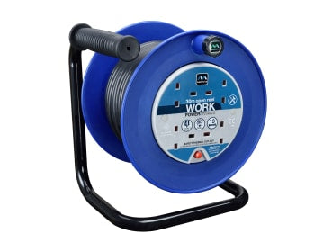 Heavy-Duty Cable Reel 240V 13A 4-Socket Thermal Cut-Out 30m                     