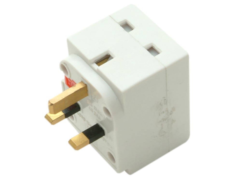 3-Way Fused Adaptor                                                             