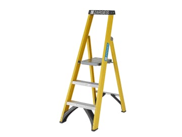 GRP Platform Steps, Platform Height 0.82m 3 Rungs                               