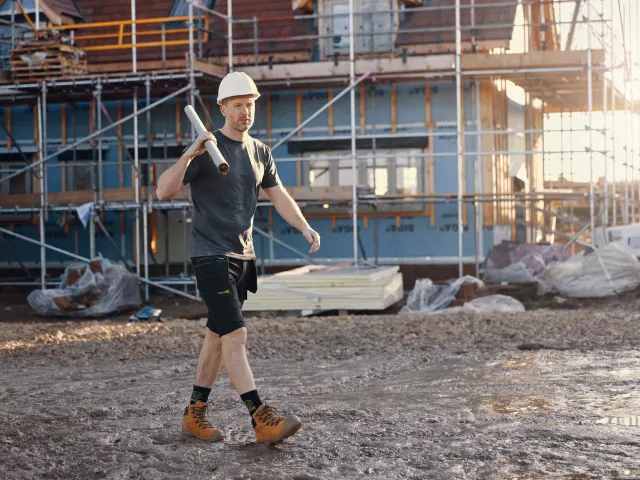 Whistler Black Stretch Holster Shorts Waist 36in