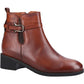 Emily Boots, Riva
